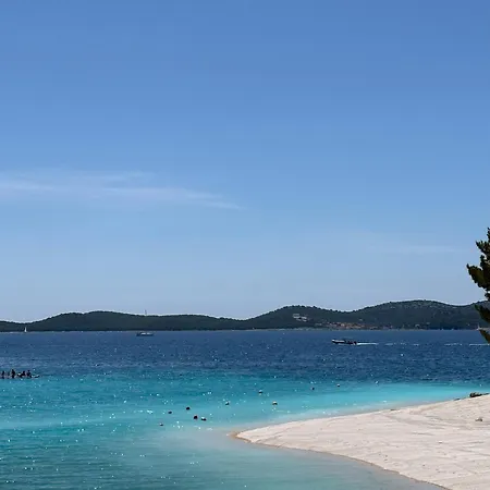 Family In Drage, Croatia Apartment *
